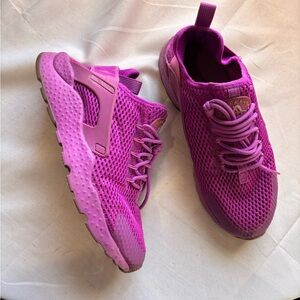 Purple Nike Huarache’s Women’s Shoes